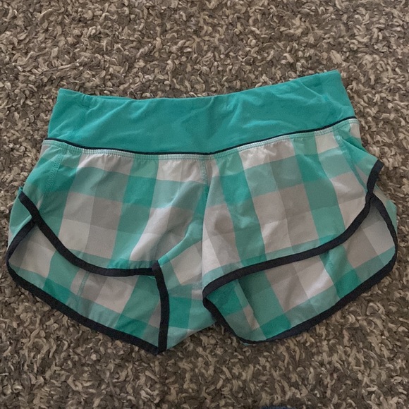 Lululemon Blue Checkmate Speed Shorts - Picture 4 of 6